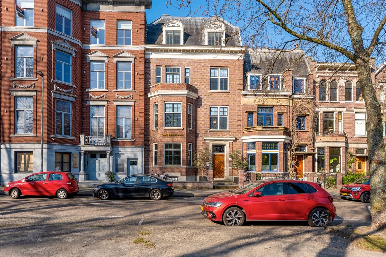 Karakteristieke kantoorvilla aan de Heemraadssingel 319 te Rotterdam verkocht